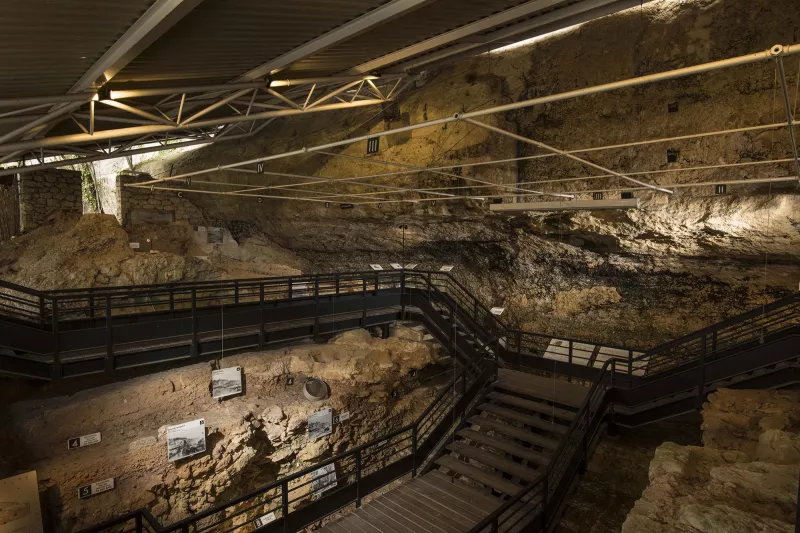 Excavation site - Abri Pataud